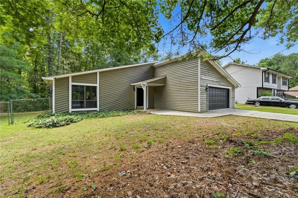 6350 Beethoven Circle Riverdale, GA 30296