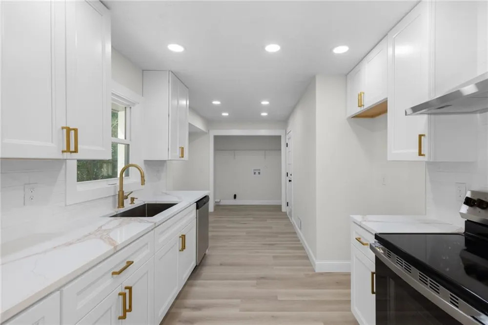 3214 Kimberly Woods Court SW Lilburn, GA 30047
