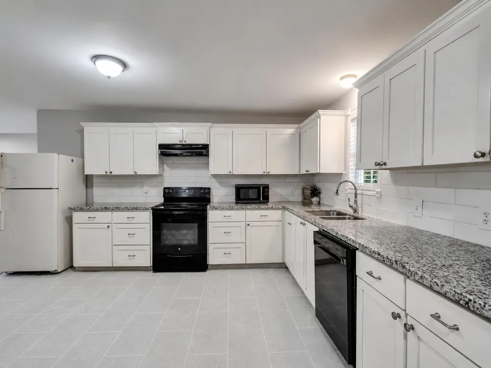 12313 23rd Street Santa Fe, TX 77510