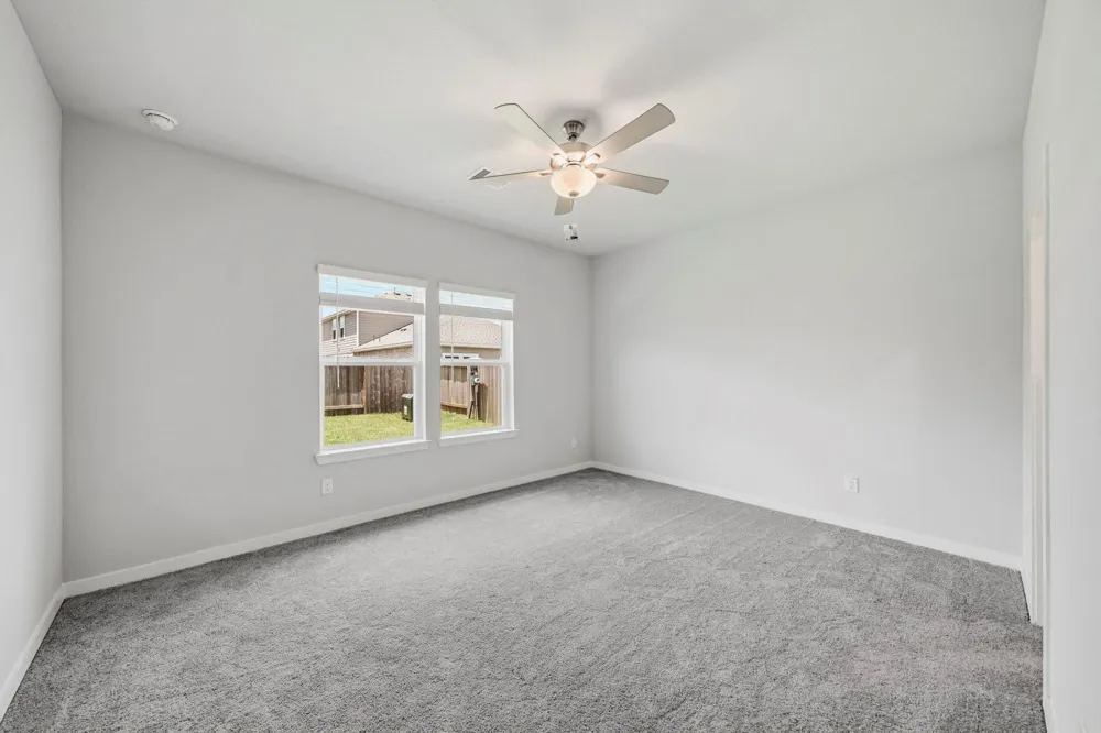 302 Amy Street Angleton, TX 77515