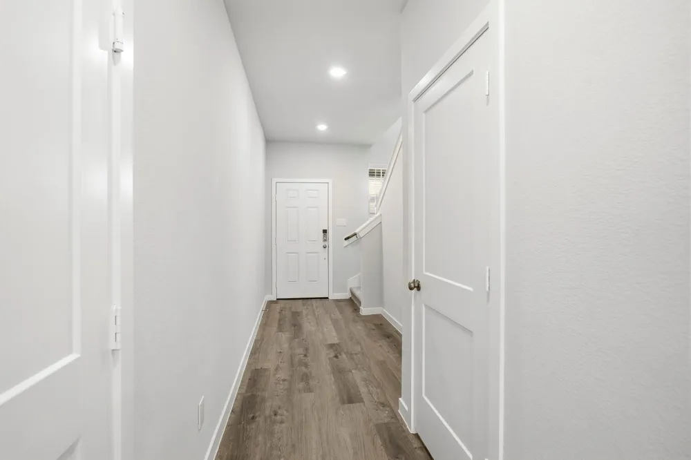 302 Amy Street Angleton, TX 77515