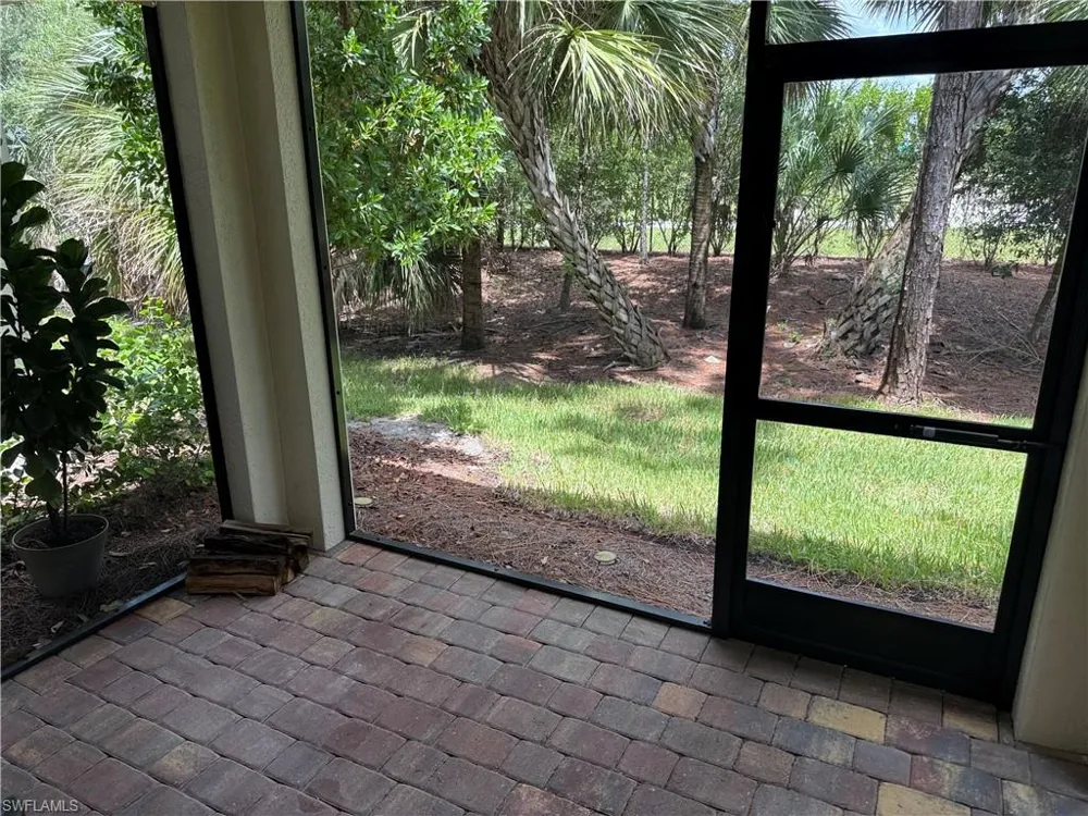 1672 Lake Jessup Circle Cape Coral, FL 33909