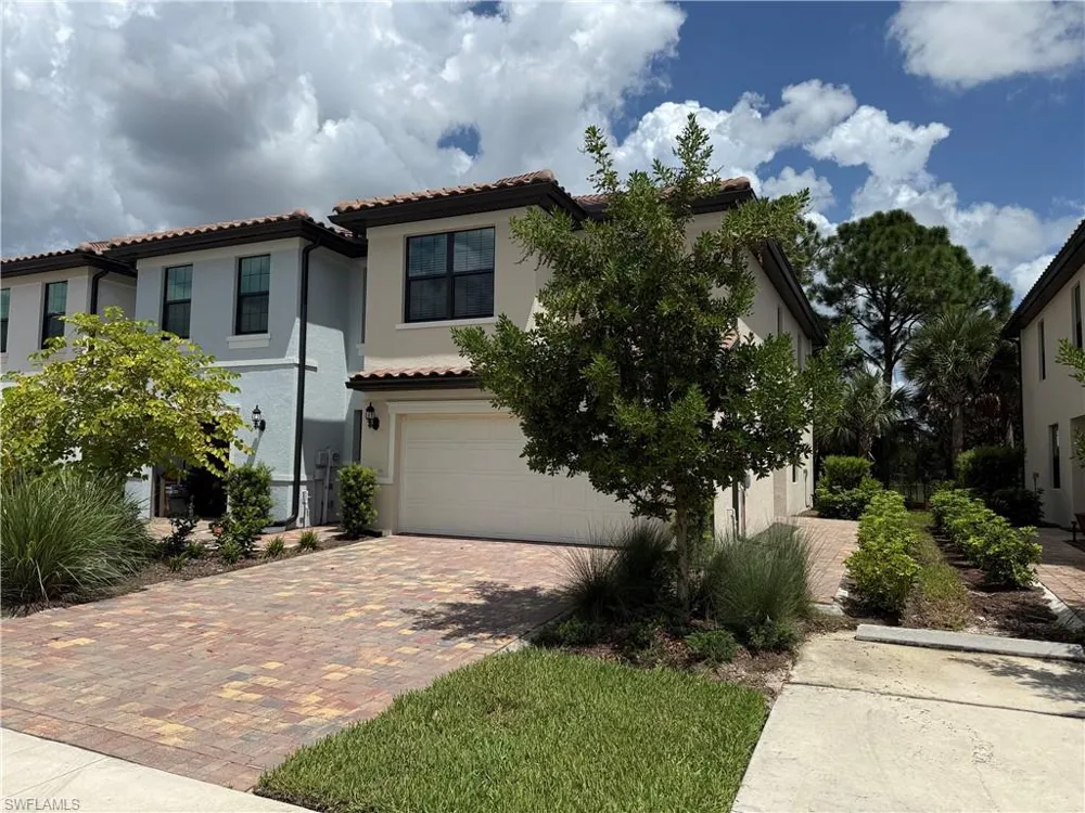 1672 Lake Jessup Circle Cape Coral, FL 33909