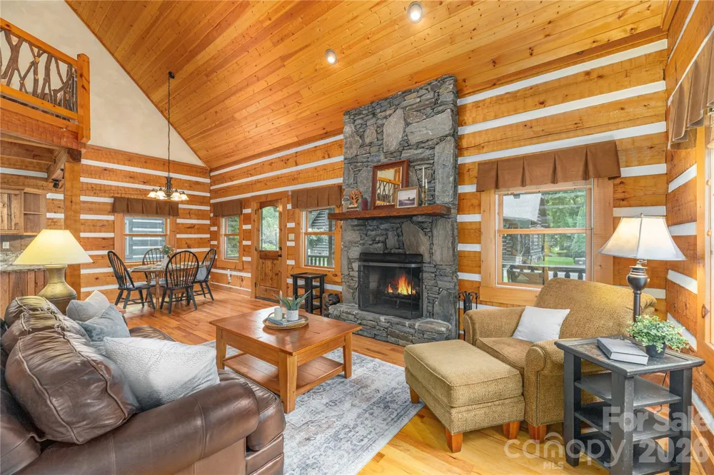 93 Rachels Circle Maggie Valley, NC 28751