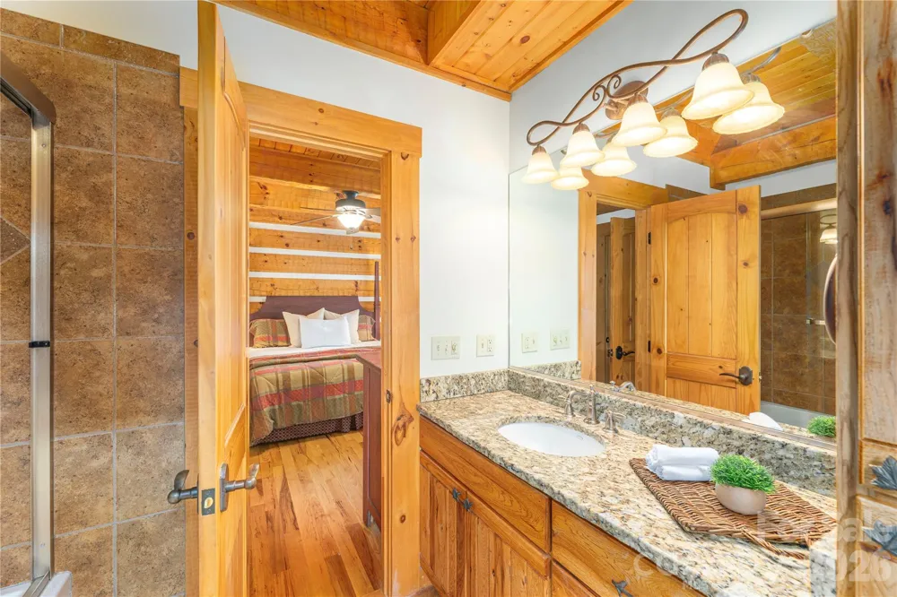 93 Rachels Circle Maggie Valley, NC 28751