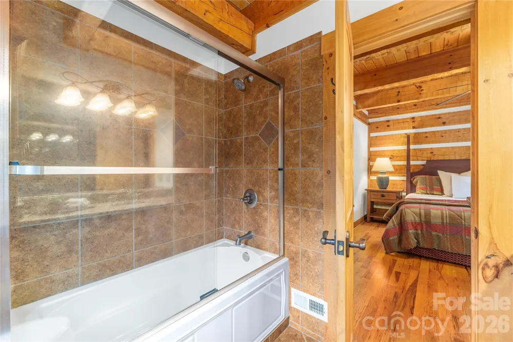 93 Rachels Circle Maggie Valley, NC 28751