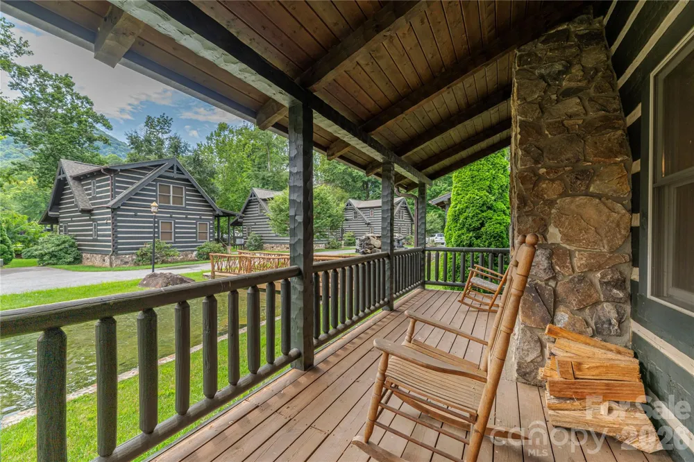 93 Rachels Circle Maggie Valley, NC 28751