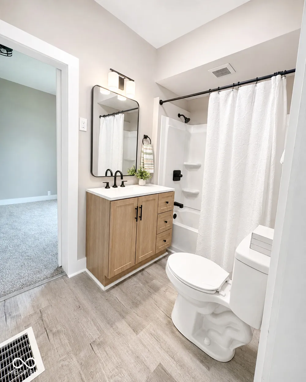 1707 W 8th Street Anderson, IN 46016