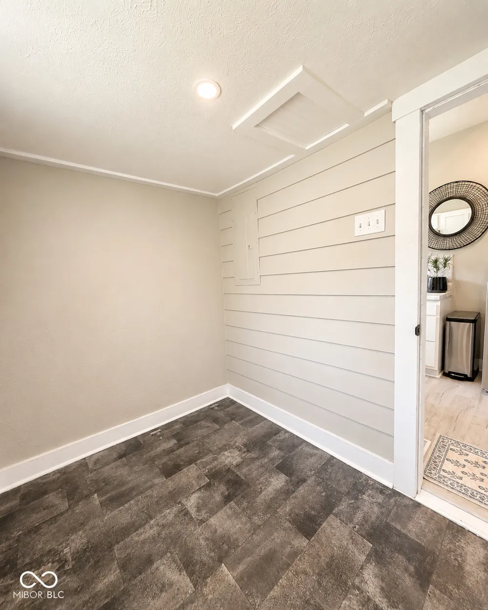 1707 W 8th Street Anderson, IN 46016