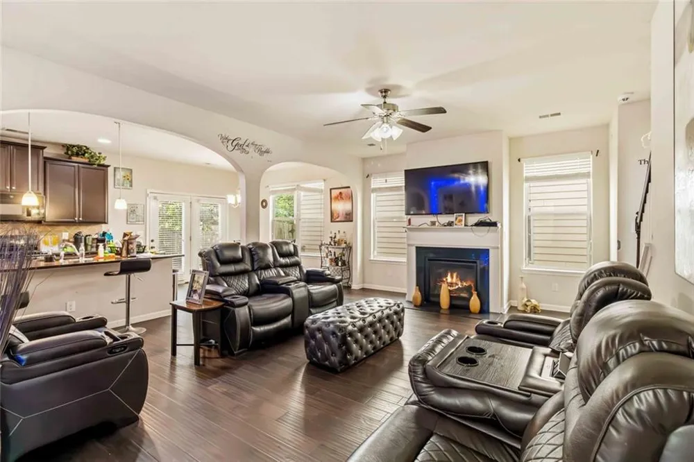 322 Emporia Loop McDonough, GA 30253