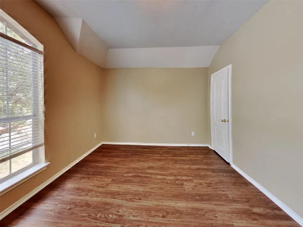 26004 Castle Meadow Lane Kingwood, TX 77339