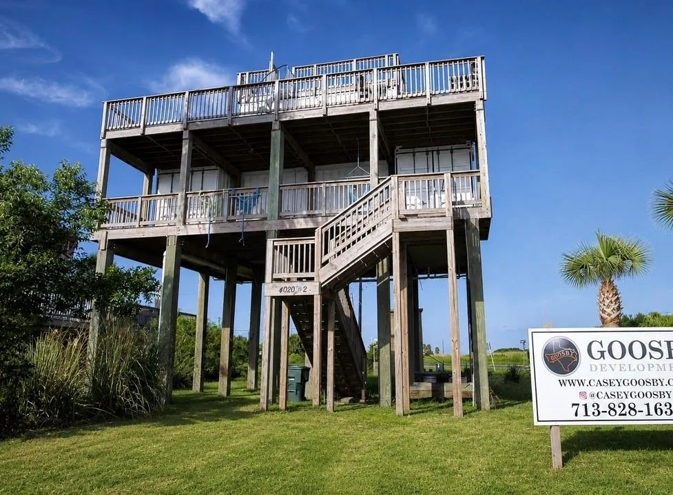 4016 Las Palmas Street Galveston, TX 77554