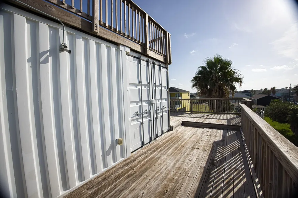 4016 Las Palmas Street Galveston, TX 77554