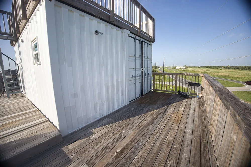4016 Las Palmas Street Galveston, TX 77554