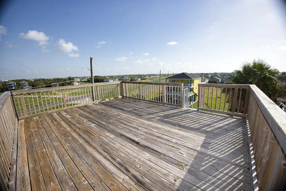 4016 Las Palmas Street Galveston, TX 77554