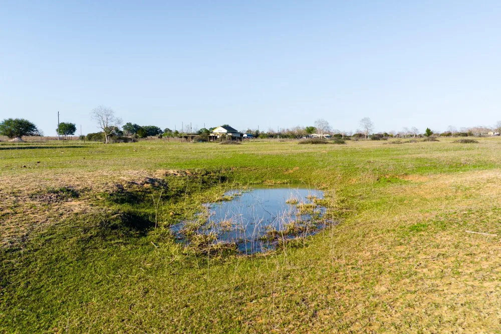 682 Schultz Road S Sealy, TX 77474