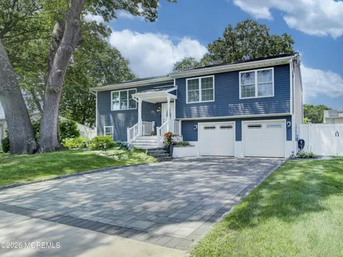 210 Teal Road