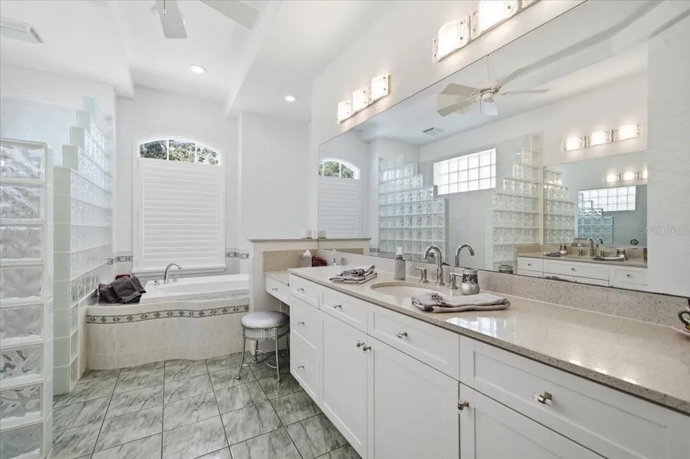 9251 GRAND CYPRESS DRIVE Weeki Wachee, FL 34613