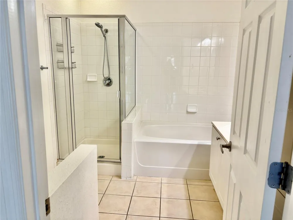2490 LANCIEN COURT #4 Orlando, FL 32826