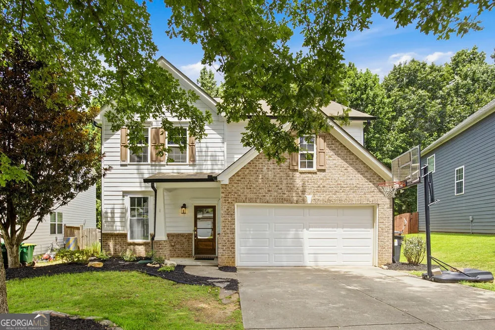 560 Crestmont LN Canton, GA 30114