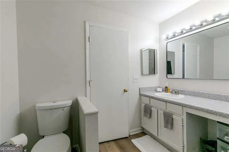 3058 Westwood WAY Alpharetta, GA 30004