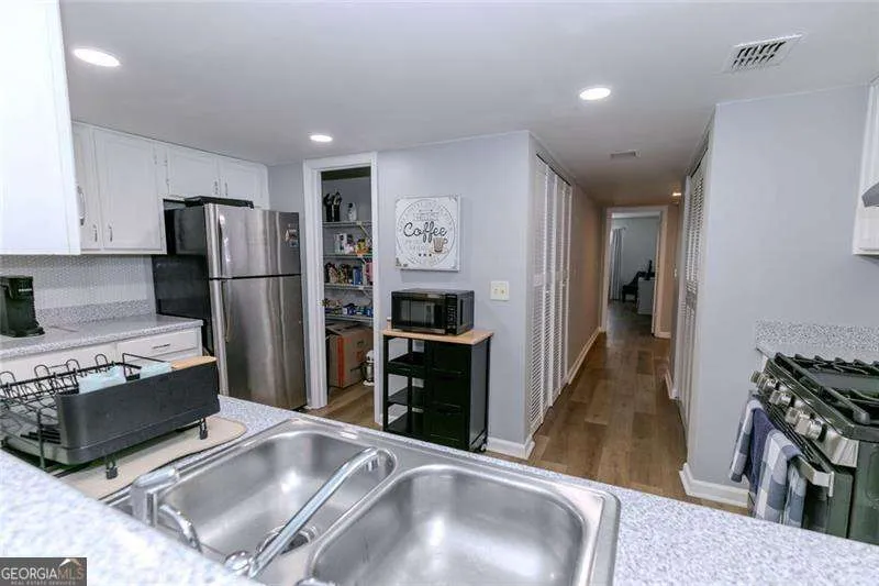 3058 Westwood WAY Alpharetta, GA 30004