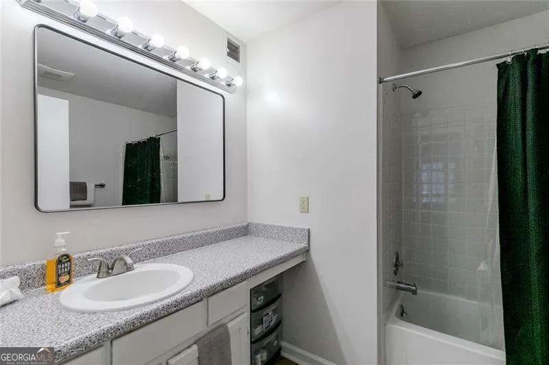 3058 Westwood WAY Alpharetta, GA 30004