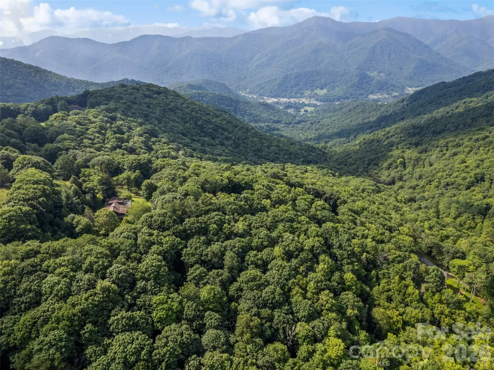 000 Wagon Trail Road Maggie Valley, NC 28751