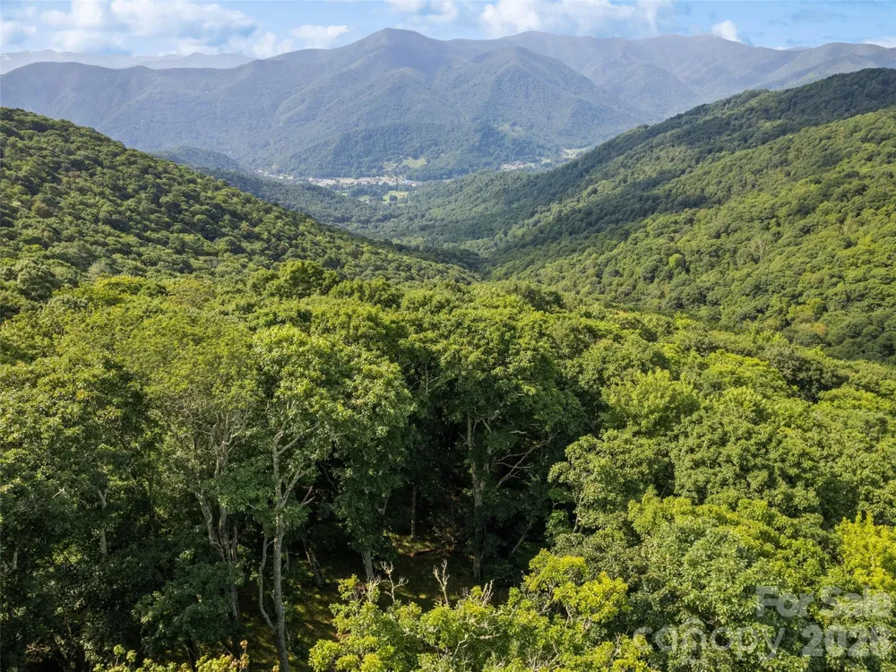 000 Wagon Trail Road Maggie Valley, NC 28751
