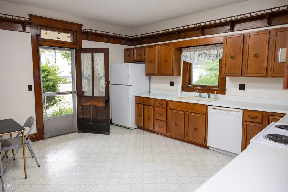 111 Grant Avenue Crawfordsville, IN 47933