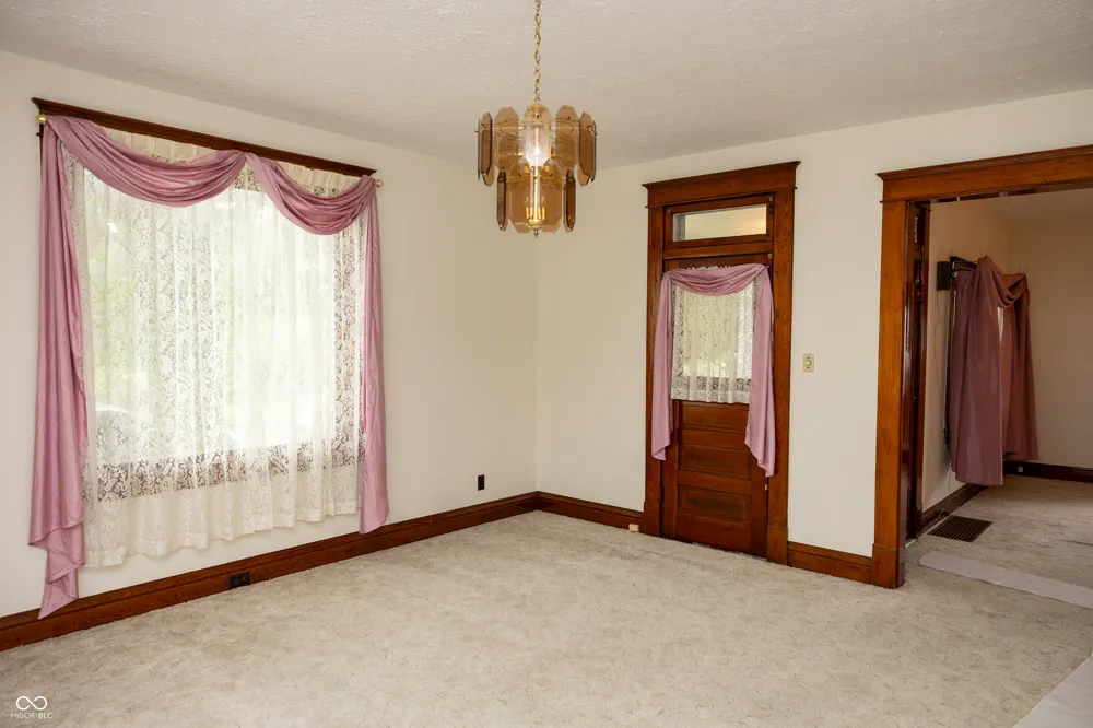 111 Grant Avenue Crawfordsville, IN 47933