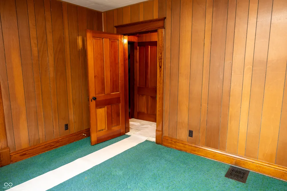 111 Grant Avenue Crawfordsville, IN 47933