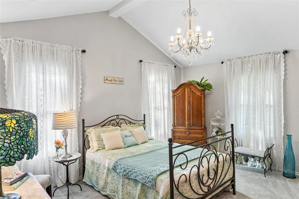 1088 Bub Hill Road Whitewright, TX 75491