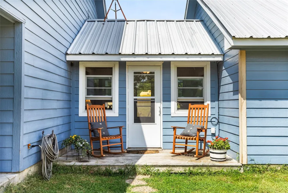 1088 Bub Hill Road Whitewright, TX 75491