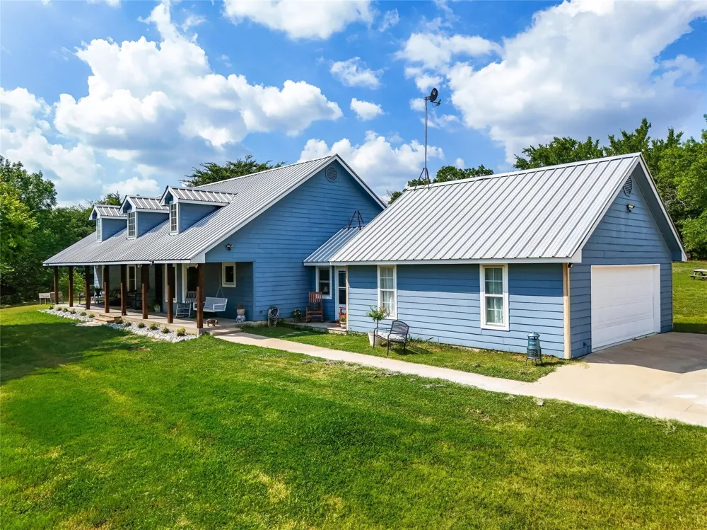 1088 Bub Hill Road Whitewright, TX 75491