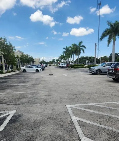 4500 W Hallandale Beach Blvd #2
