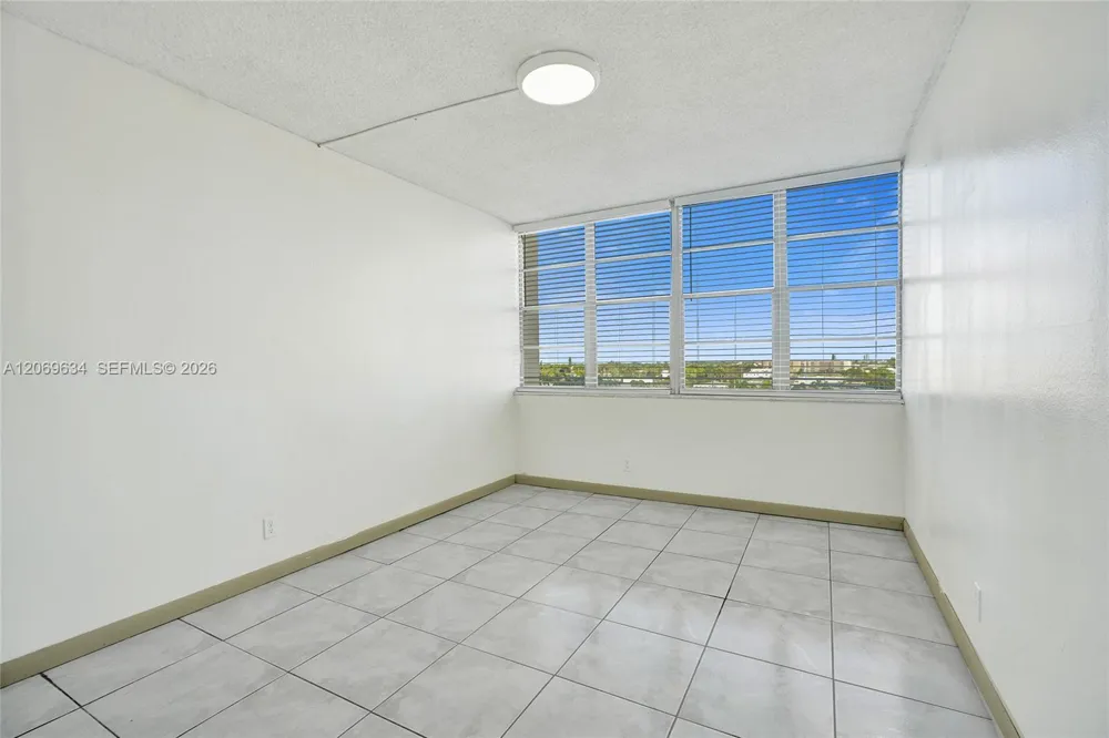 2025 NE 164th St #710 North Miami Beach, FL 33162