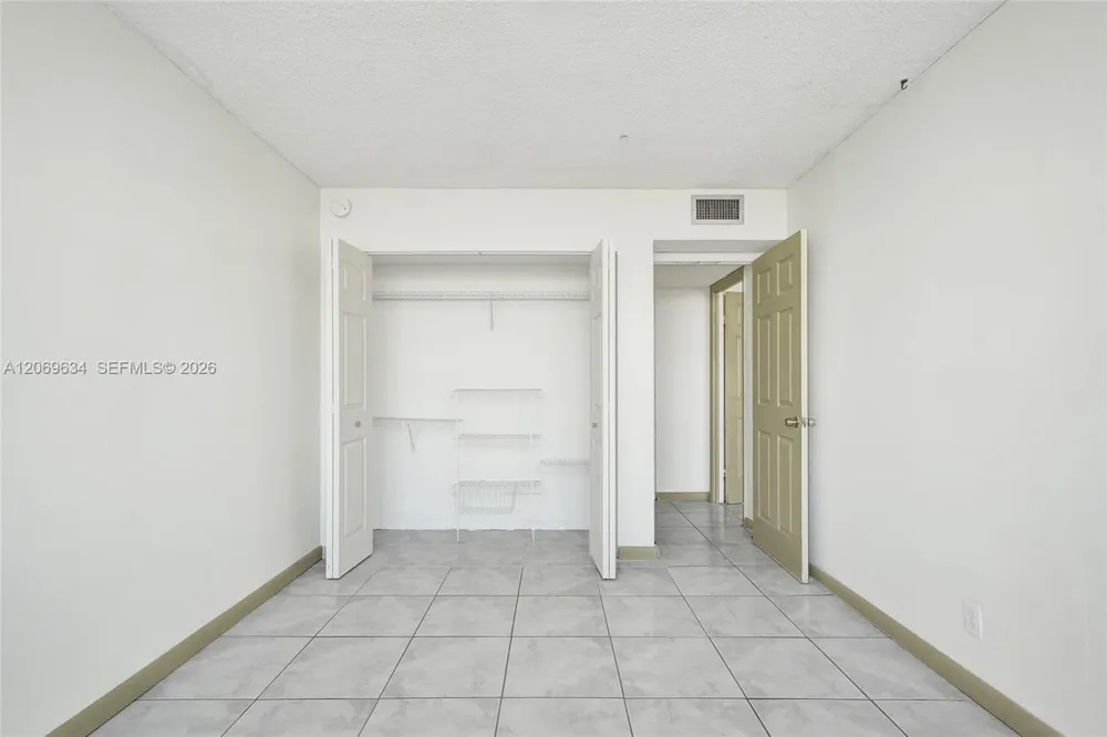 2025 NE 164th St #710 North Miami Beach, FL 33162