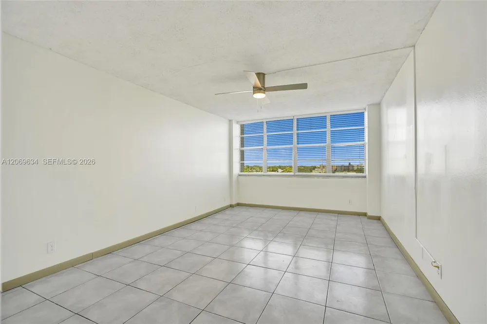 2025 NE 164th St #710 North Miami Beach, FL 33162