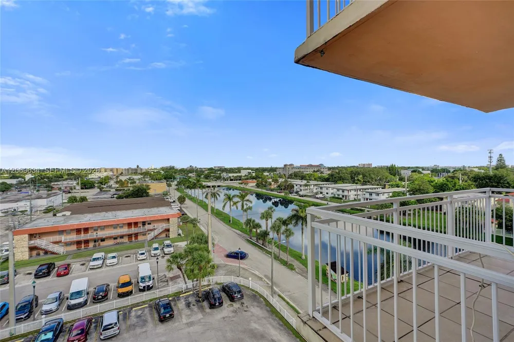 2025 NE 164th St #710 North Miami Beach, FL 33162