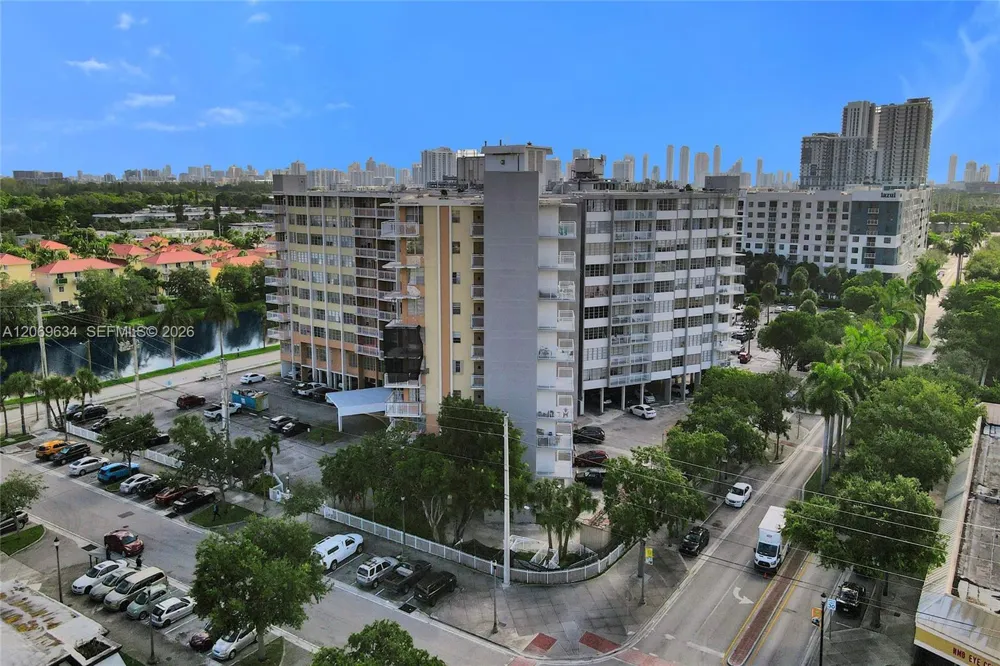 2025 NE 164th St #710 North Miami Beach, FL 33162