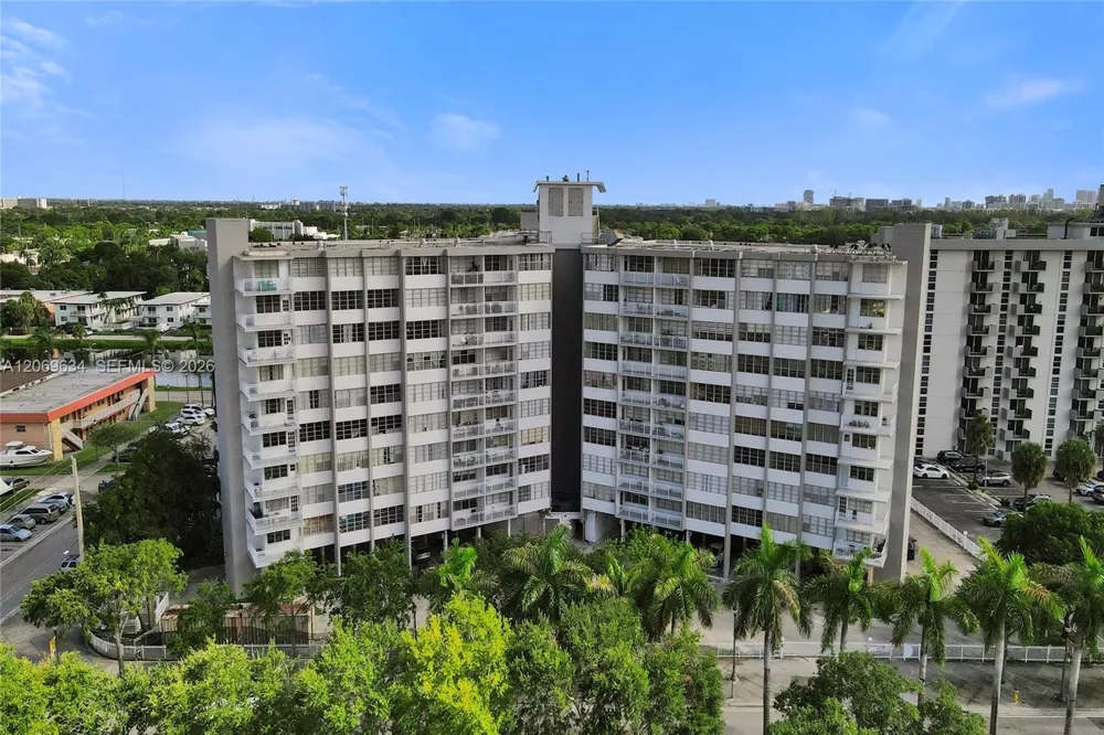 2025 NE 164th St #710 North Miami Beach, FL 33162