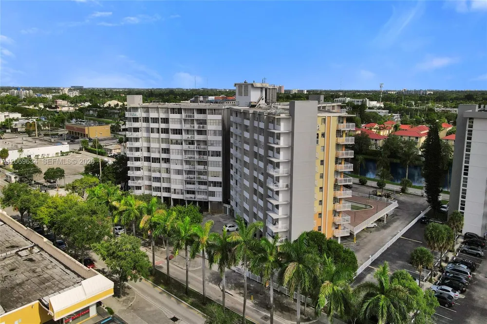 2025 NE 164th St #710 North Miami Beach, FL 33162