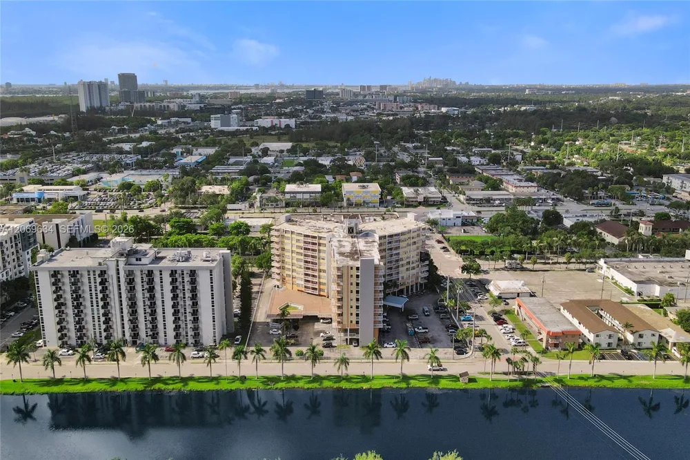 2025 NE 164th St #710 North Miami Beach, FL 33162
