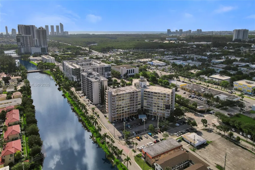 2025 NE 164th St #710 North Miami Beach, FL 33162