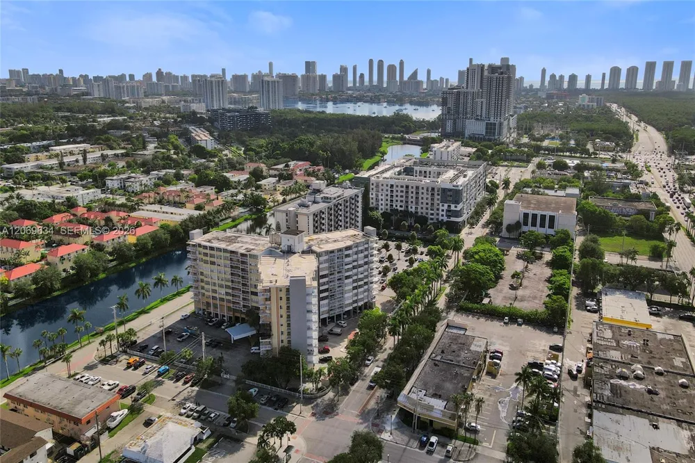 2025 NE 164th St #710 North Miami Beach, FL 33162