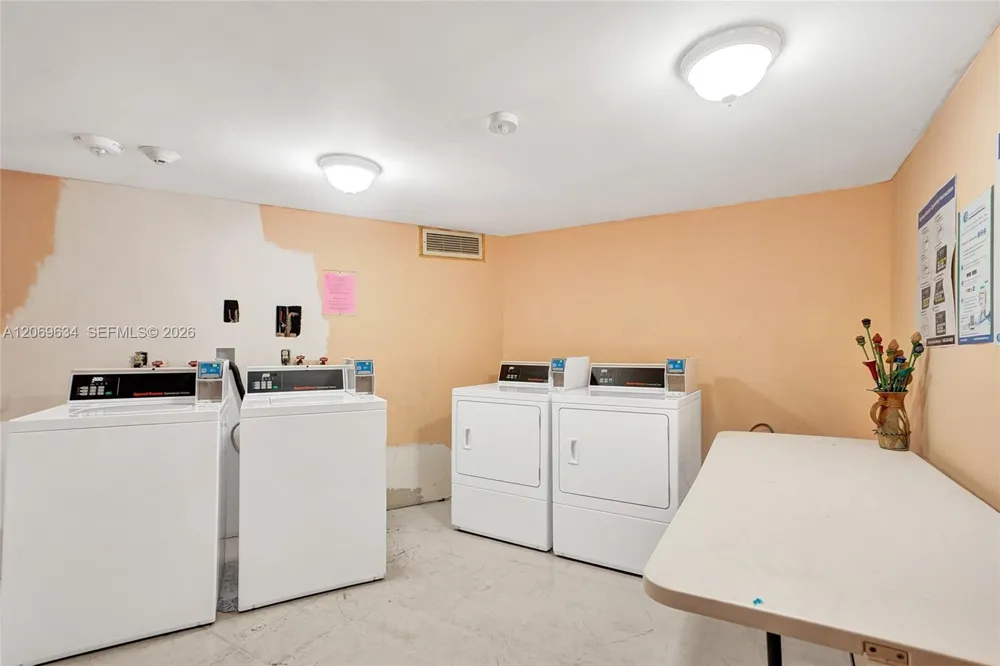 2025 NE 164th St #710 North Miami Beach, FL 33162