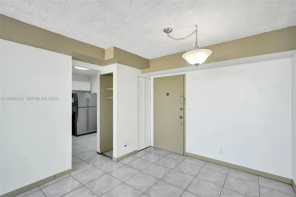 2025 NE 164th St #710 North Miami Beach, FL 33162