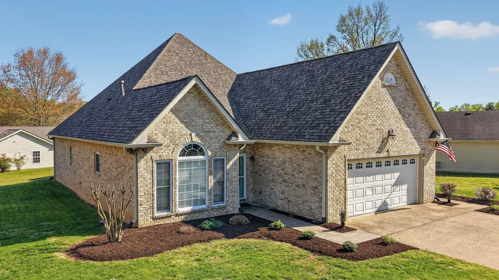 1415 Harrington Dr Gallatin, TN 37066