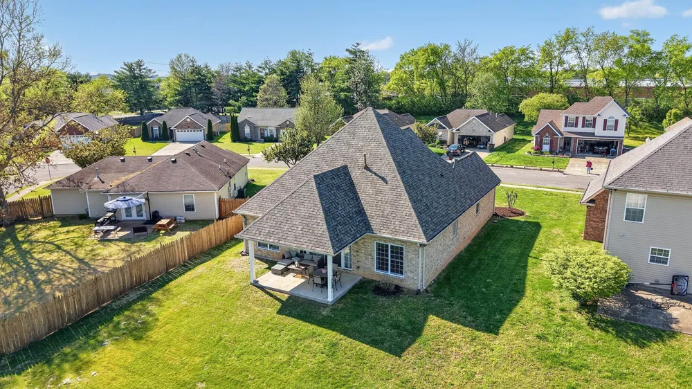 1415 Harrington Dr Gallatin, TN 37066